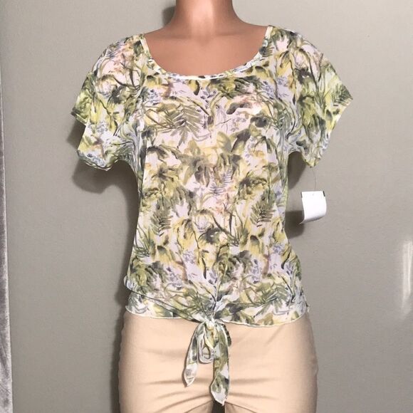 New 7 for all Mankind top! - Picture 2 of 9